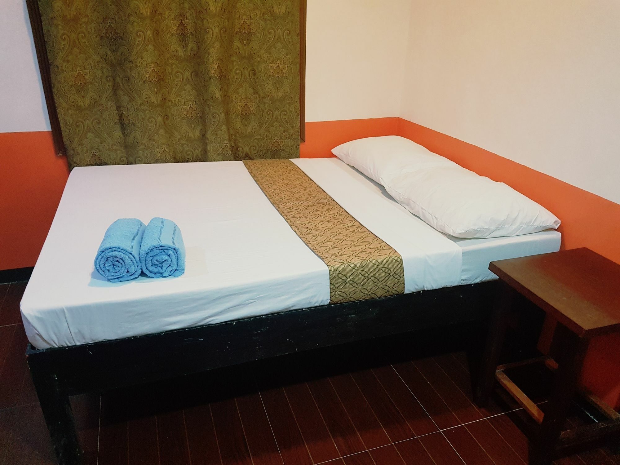 Pad'S Inn Ель-Нідо Екстер'єр фото